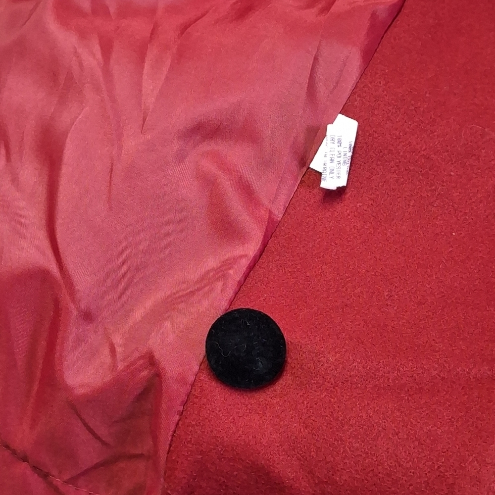 Herman Kay Red Wool and Black Velvet Trim Coat Vintage Women Size 16 - Picture 16 of 16